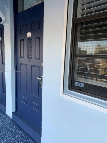 322 Taylor St 2D, Hollywood, FL 33019