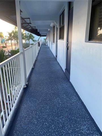 322 Taylor St 2D, Hollywood, FL 33019