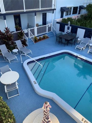 322 Taylor St 2D, Hollywood, FL 33019