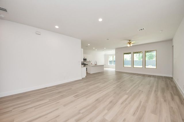 14380 Zion Gate Crossing, Conroe, TX 77384