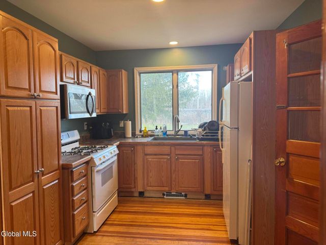 1862 Gray Street, Schenectady, NY 12306