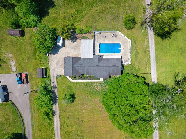 1142 Indian Springs Rd, Pegram, TN 37143