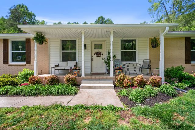 1142 Indian Springs Rd, Pegram, TN 37143