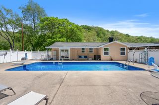 1142 Indian Springs Rd, Pegram, TN 37143