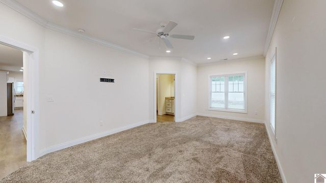 251 Hunter’s Ridge Dr., Paducah, KY 42001