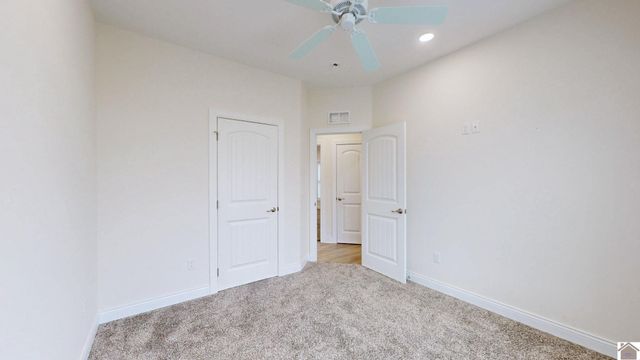 251 Hunter’s Ridge Dr., Paducah, KY 42001