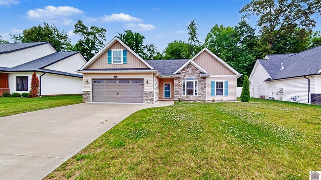 251 Hunter’s Ridge Dr., Paducah, KY 42001