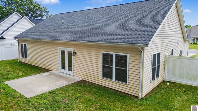 251 Hunter’s Ridge Dr., Paducah, KY 42001