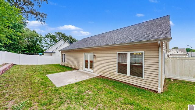 251 Hunter’s Ridge Dr., Paducah, KY 42001