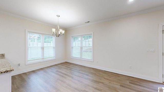 251 Hunter’s Ridge Dr., Paducah, KY 42001