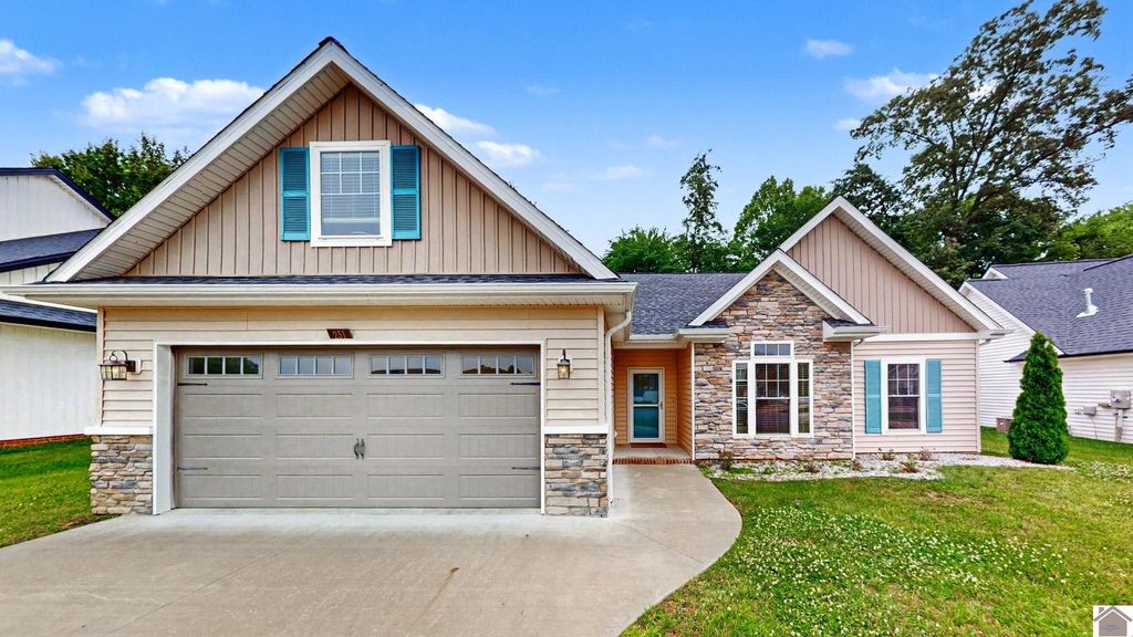 251 Hunter’s Ridge Dr., Paducah, KY 42001