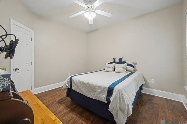 26177 Whispering Pines Ave, Denham Springs, LA 70726