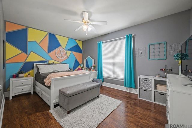 26177 Whispering Pines Ave, Denham Springs, LA 70726