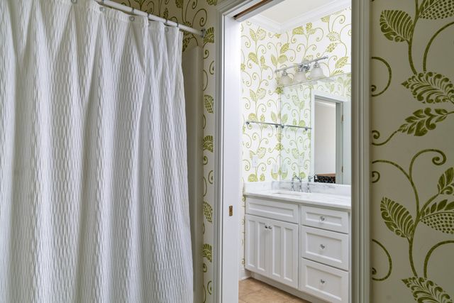 916 Village Green Avenue, Lexington, KY 40509