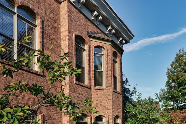 916 Village Green Avenue, Lexington, KY 40509