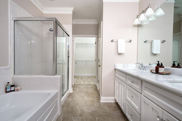 916 Village Green Avenue, Lexington, KY 40509