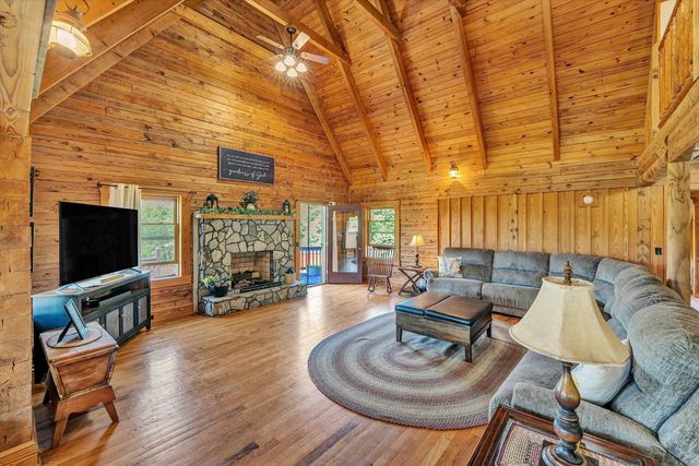 180 Thompson Ridge CIR, Ferrum, VA 24088