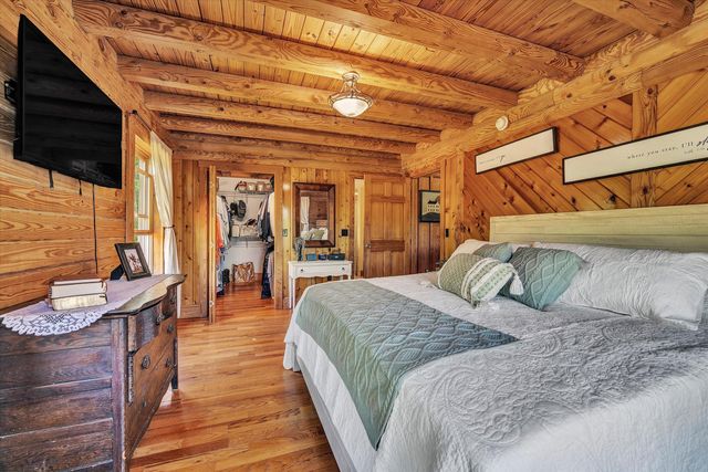 180 Thompson Ridge CIR, Ferrum, VA 24088