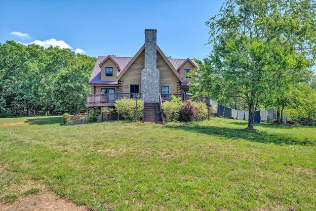 180 Thompson Ridge CIR, Ferrum, VA 24088