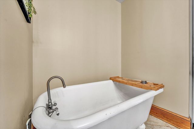 180 Thompson Ridge CIR, Ferrum, VA 24088