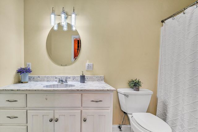 180 Thompson Ridge CIR, Ferrum, VA 24088