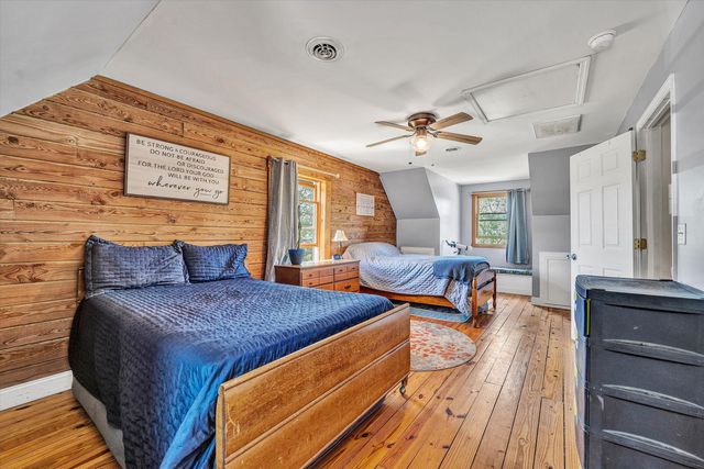 180 Thompson Ridge CIR, Ferrum, VA 24088