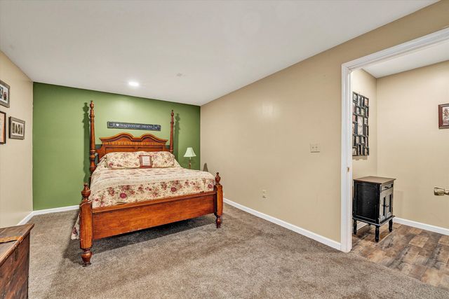 180 Thompson Ridge CIR, Ferrum, VA 24088
