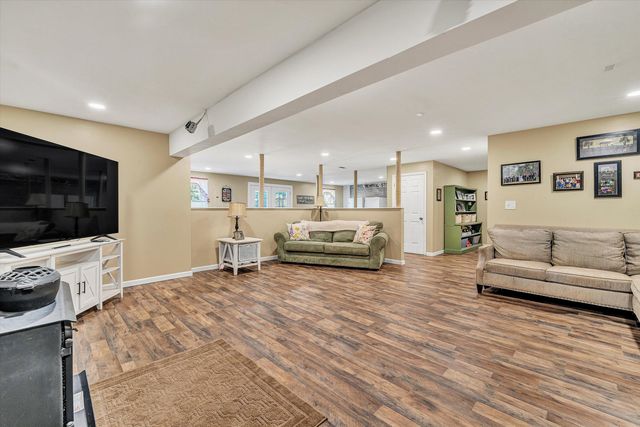 180 Thompson Ridge CIR, Ferrum, VA 24088