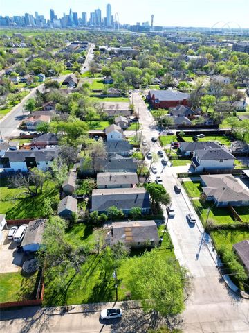 1525 Nomas Street, Dallas, TX 75212