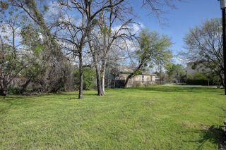 1525 Nomas Street, Dallas, TX 75212