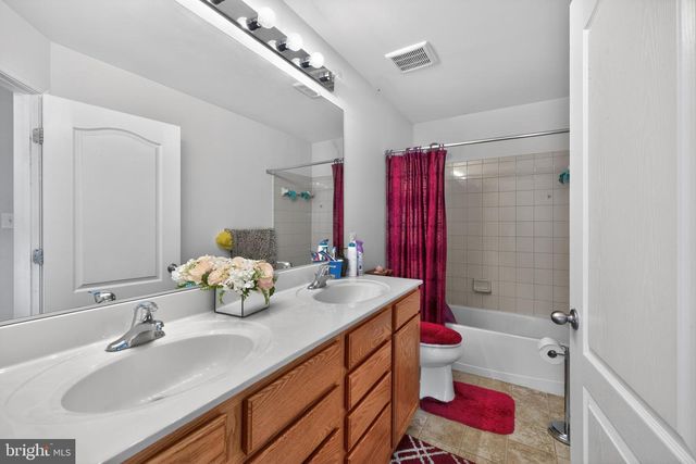 27 WELLINGTON AVE, Dover, DE 19904