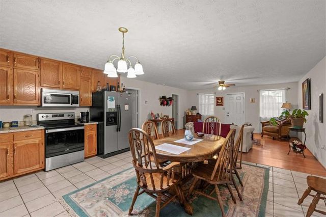 40 L Z Jackson Road, Bowdon, GA 30108