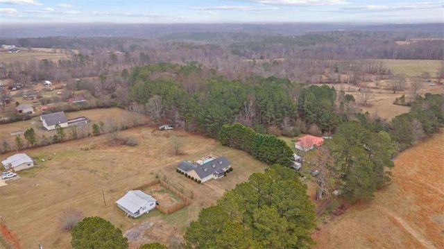 40 L Z Jackson Road, Bowdon, GA 30108