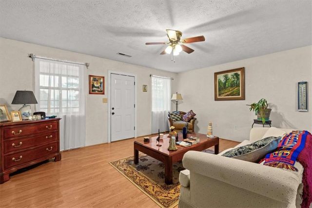 40 L Z Jackson Road, Bowdon, GA 30108