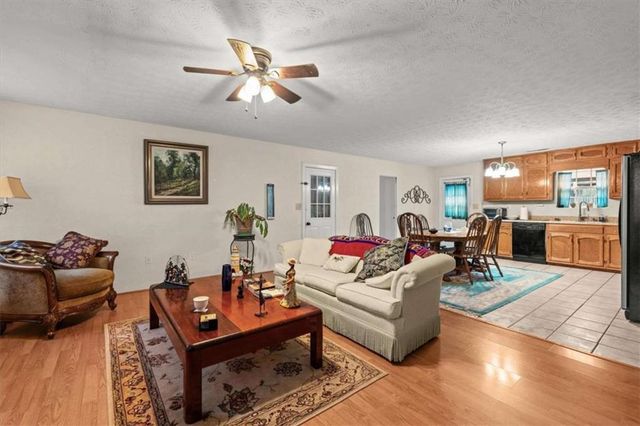 40 L Z Jackson Road, Bowdon, GA 30108