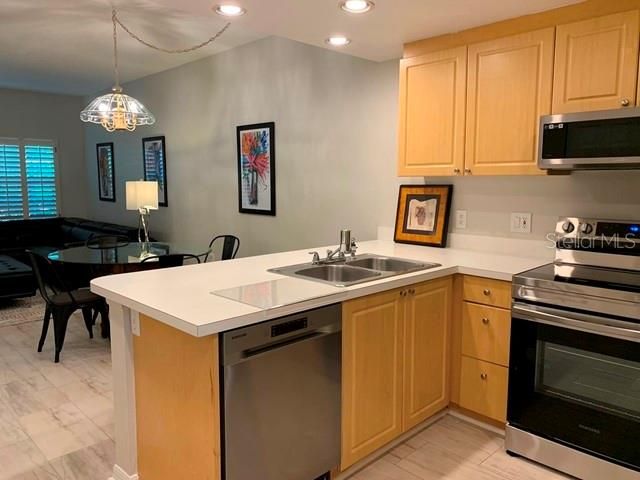 3401 54TH DRIVE W 103, Bradenton, FL 34210