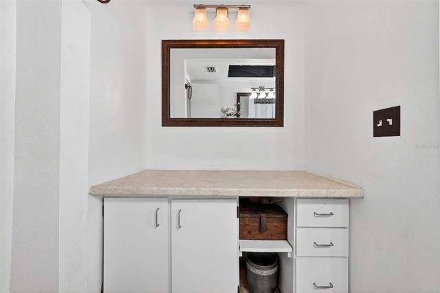 405 W SEMINOLE DRIVE, Venice, FL 34293