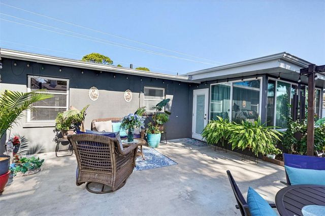 405 W SEMINOLE DRIVE, Venice, FL 34293