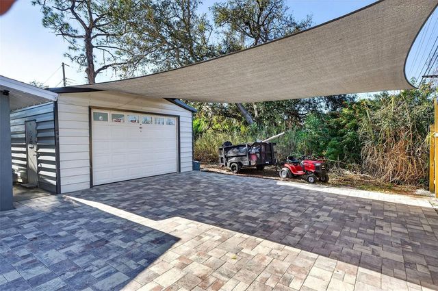 405 W SEMINOLE DRIVE, Venice, FL 34293