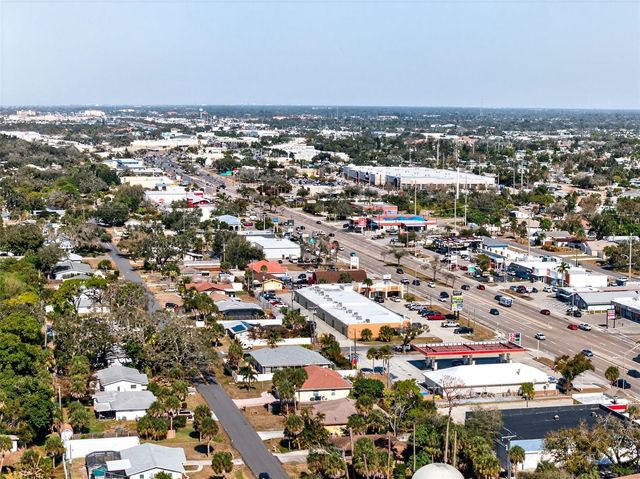 405 W SEMINOLE DRIVE, Venice, FL 34293