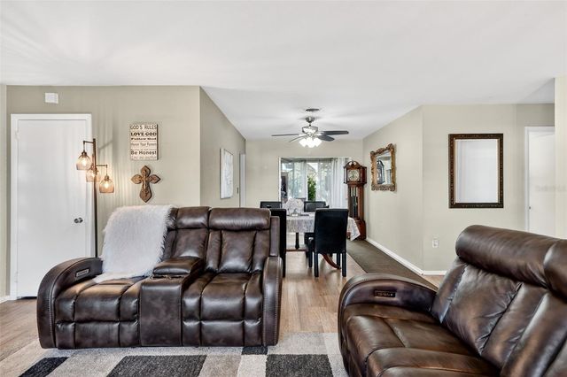 405 W SEMINOLE DRIVE, Venice, FL 34293