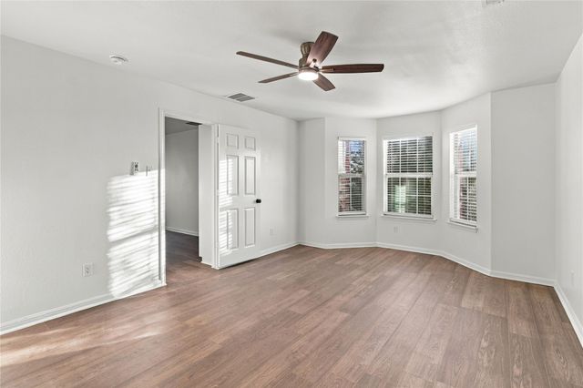 21008 Hallbrook LN, Pflugerville, TX 78660