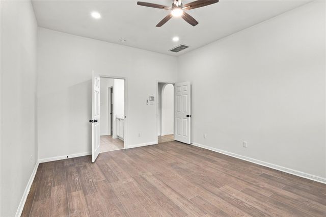 21008 Hallbrook LN, Pflugerville, TX 78660