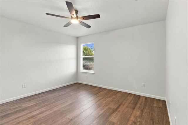 21008 Hallbrook LN, Pflugerville, TX 78660
