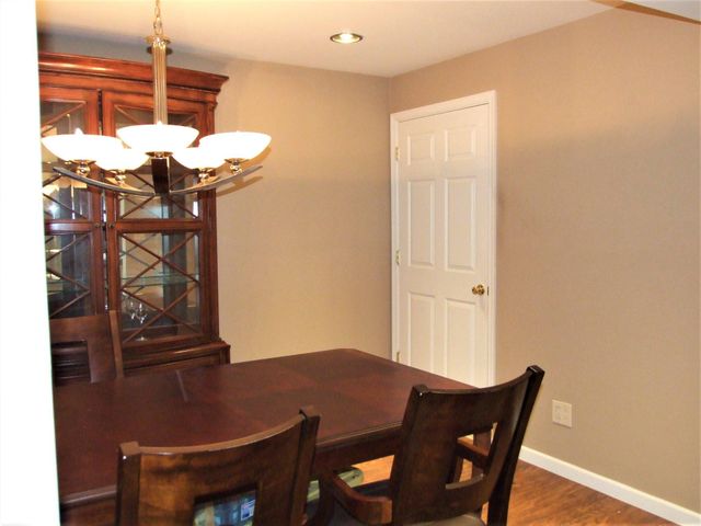106 JUNIPER DR, Levittown, PA 19056