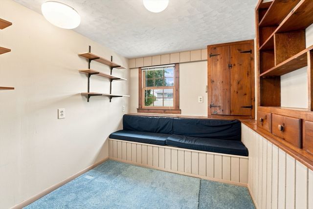 279 Adams St, Agawam, MA 01001