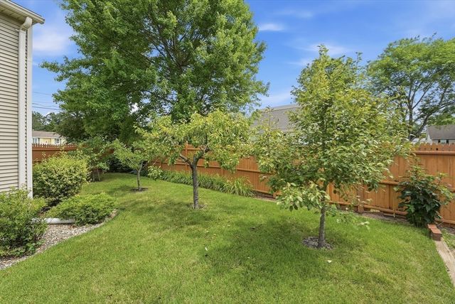 279 Adams St, Agawam, MA 01001
