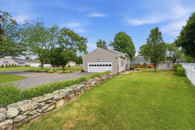 279 Adams St, Agawam, MA 01001