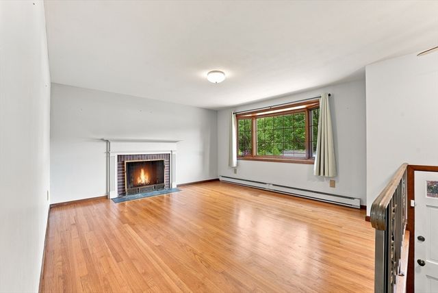 279 Adams St, Agawam, MA 01001