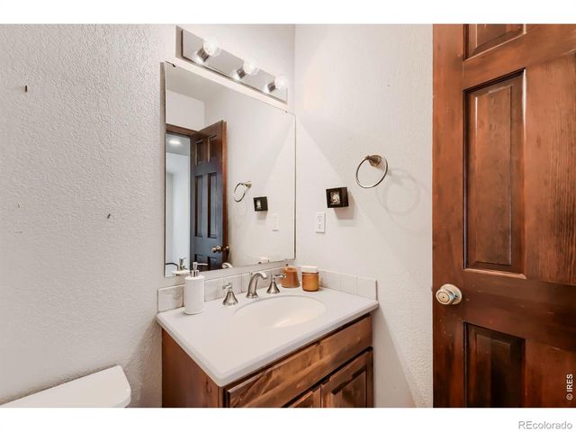 7103 Dry Creek Court, Niwot, CO 80503